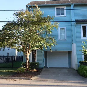 Luxury Townhouse Virginia Beach